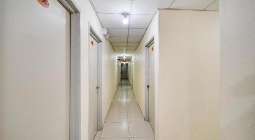 Oyo 301 River Inn Hotel Butterworth Zewnętrze zdjęcie