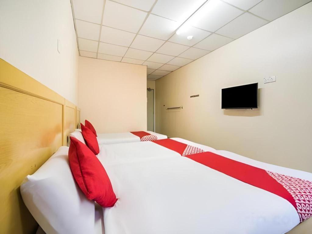Oyo 301 River Inn Hotel Butterworth Zewnętrze zdjęcie